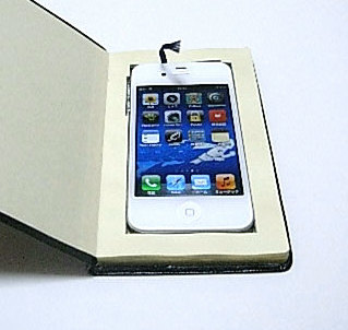 手帳型iPhoneケース