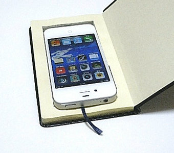 手帳型iPhoneケース
